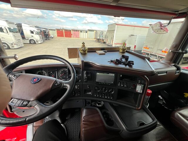 Prodajni tovornjak SCANIA R 450