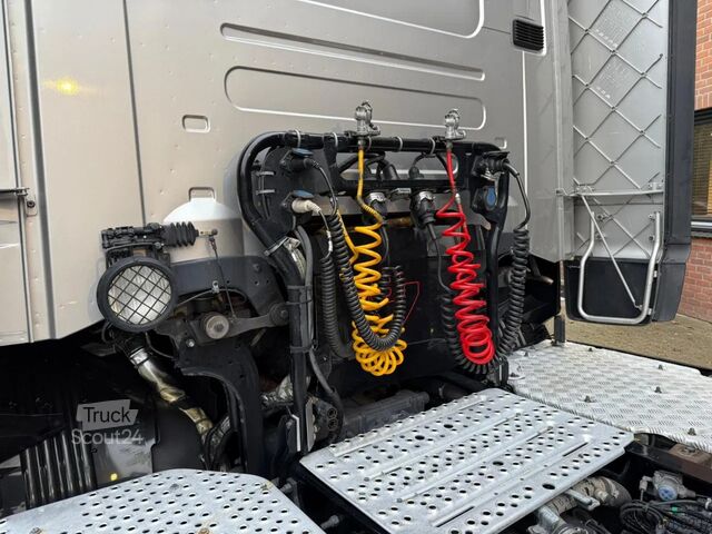 Standartinis-SZM Scania R580 V8 Silver Griffin 033/100 Original NL, Ful...