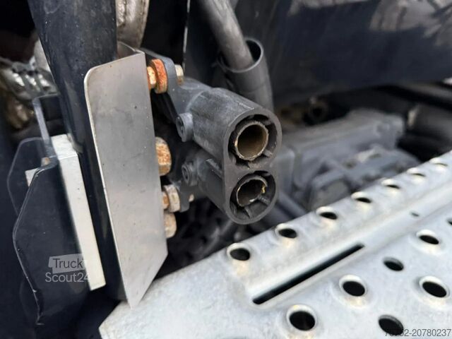 Standartinis-SZM Scania R580 V8 Silver Griffin 033/100 Original NL, Ful...