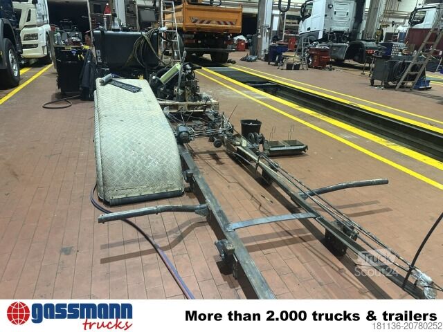 Tovornjak s kavljem za kontejnerje VDL SK-25-5700 Schub-Knick Abrollanlage, Dautel