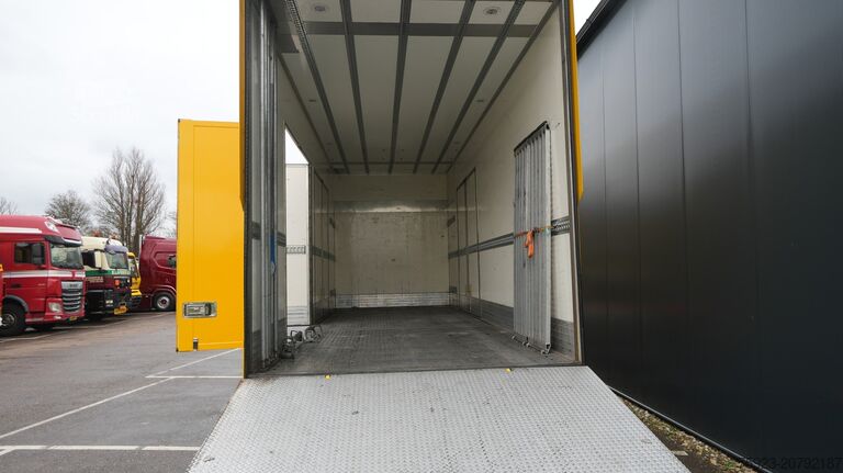 Fourgon porte-voitures Mercedes-Benz ACTROS 1942 CAR TRANSPORTER COMBI WITH TIJHOF T...