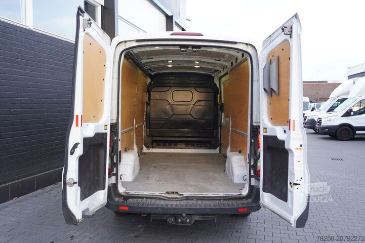 Bestelwagen Ford Transit 2.0 TDCI L3H2 130PK EURO 6 - Airco - Tr...