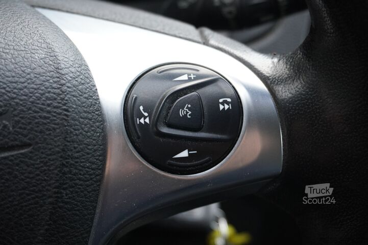 Bestelwagen Ford Transit 2.0 TDCI L3H2 130PK EURO 6 - Airco - Tr...