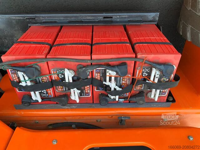 Scharnierende telescopische hoogwerker JLG E450AJ