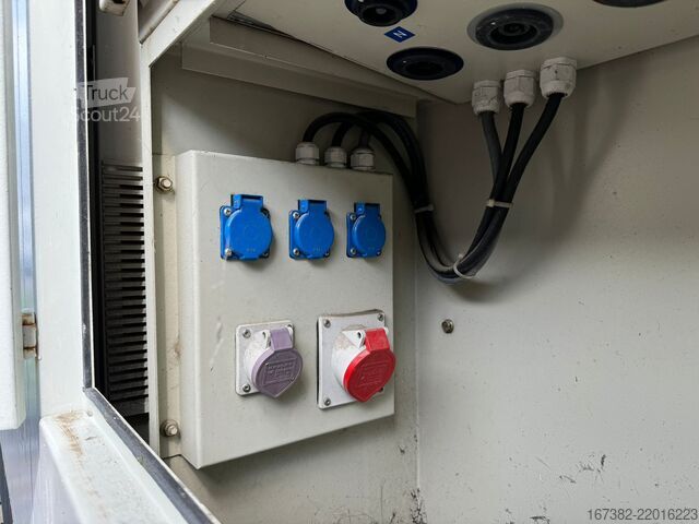 Tilslag Olympian GEP165 150kVA Generator set on trailer