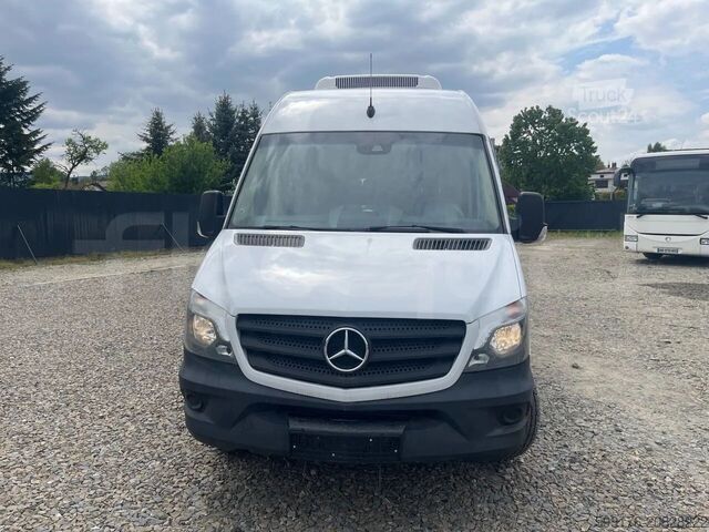 Személyszállítás Mercedes-Benz Sprinter
