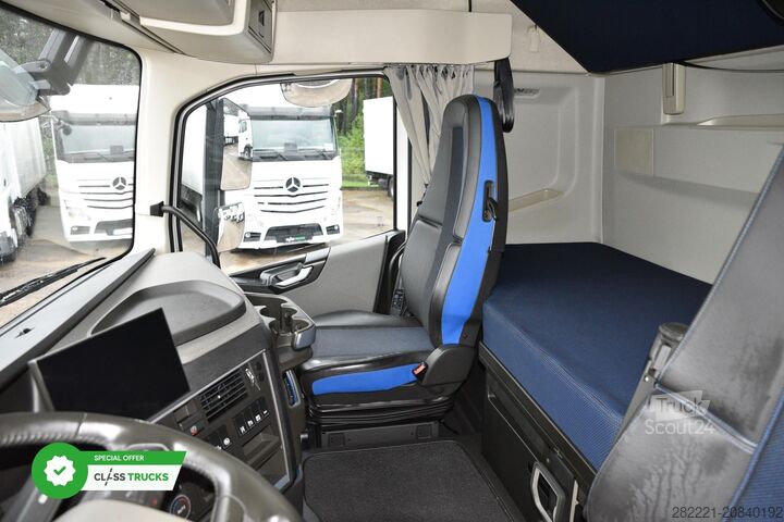 τυπική μονάδα τράκτορα VOLVO FH 460 Globetrotter XL Varios i-Save