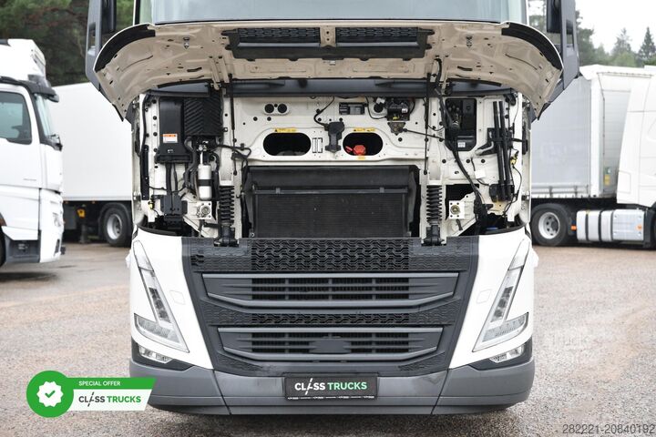 стандартен влекач VOLVO FH 460 Globetrotter XL Varios i-Save