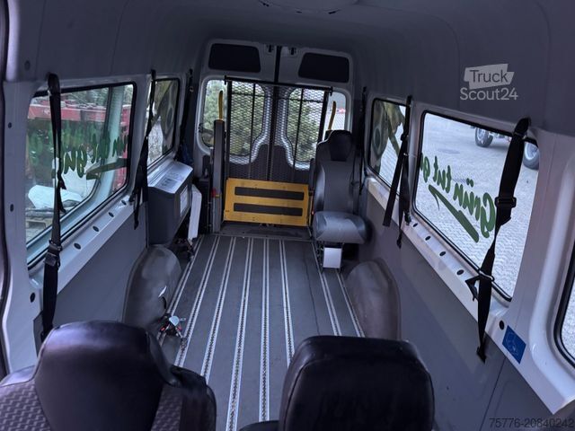 Minibús VOLKSWAGEN Crafter 35 Hoch+lang L3H2 Rollstuhlrampe LIFT