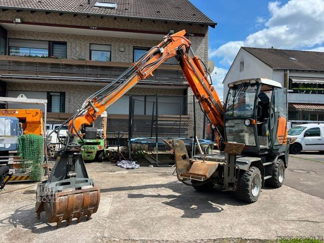 Pyöräalustainen kaivinkone AHLMANN HANSA 531 H 4x4