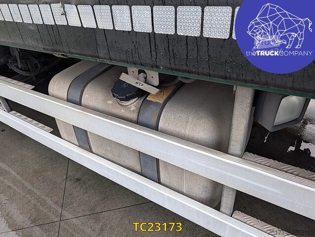 Sliding tarpaulin Mercedes-Benz Antos 1924