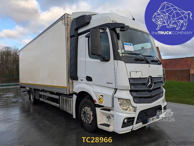 Suitcase Mercedes-Benz Actros 1833