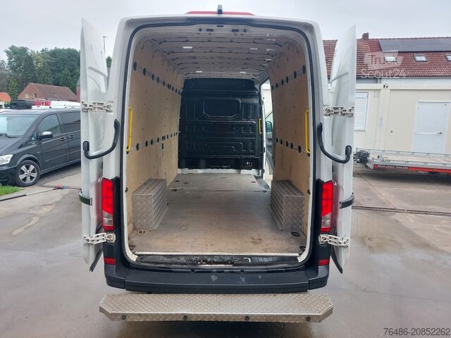 Van MAN TGE3.140 L4H2 DSG automaat