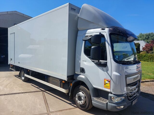 Vrachtwagen met bakwagen DAF LF 45