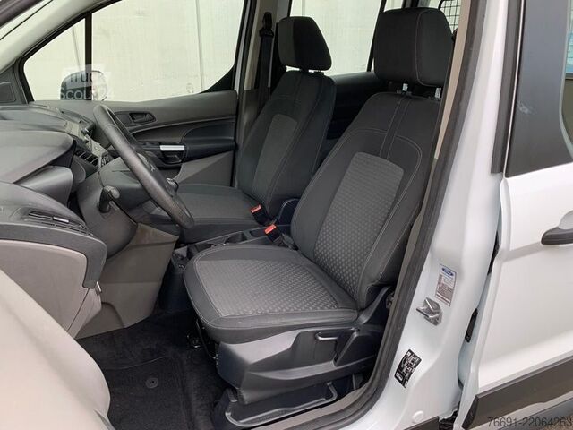Kombijevsko vozilo Ford Connect 220 Combi -  5 posti  -