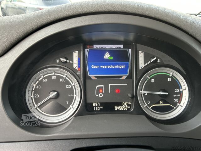 Standard-SZM DAF CF 400 FT Space Cab / 945 dkm / Smart Tacho V2 ...