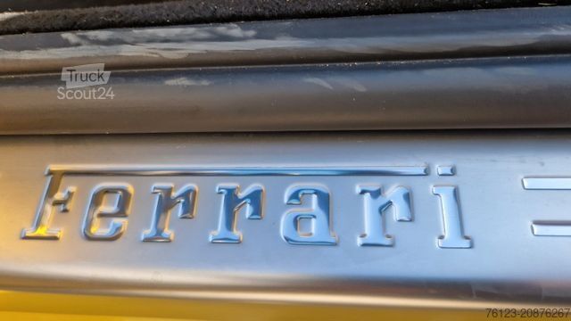 Furgone FERRARI Portofino