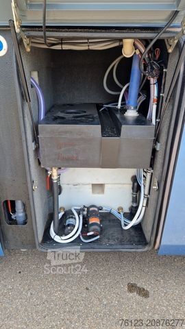 Kombi/kamping vozilo Neoplan Starliner 2 XXL Wohnbus Setra