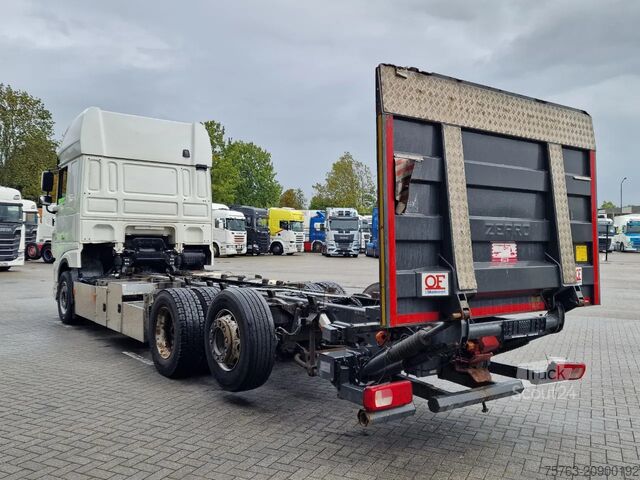 Châssis avec cabine DAF XF 530 SuperSpaceCab 6x2*4 - Chassis 740 cm - L...