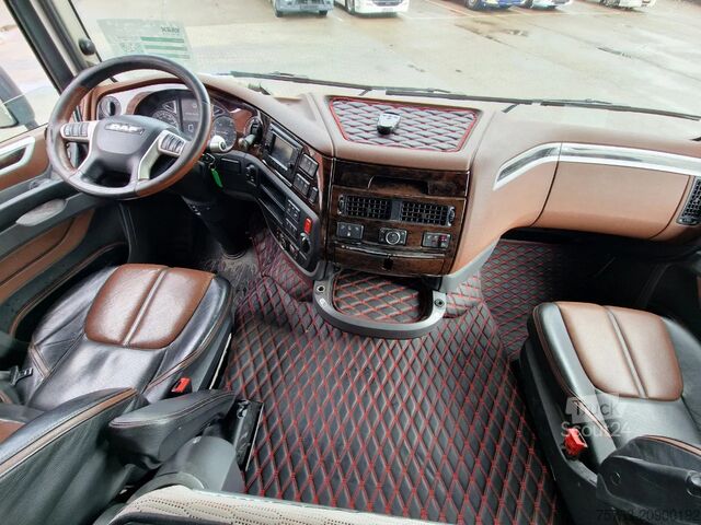 Châssis avec cabine DAF XF 530 SuperSpaceCab 6x2*4 - Chassis 740 cm - L...