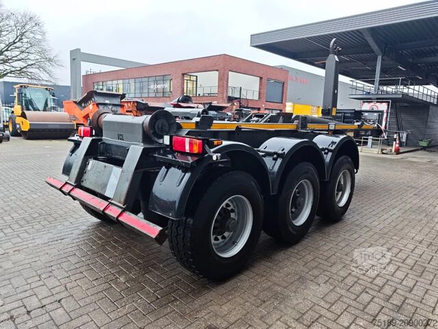 Krampe SHL 30 VDL S-30-6800 hakowiec z radiowym sterowaniem! Krampe SHL 30 VDL S-30-6800 Hooklift Radio Remote!