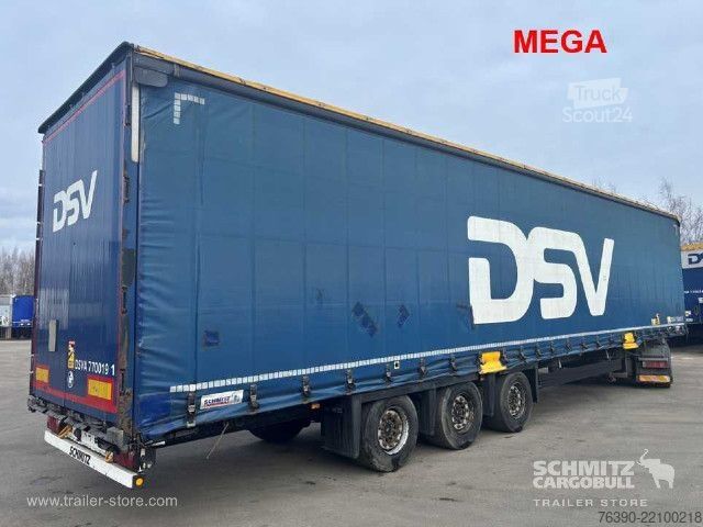Öppen semitrailer med kapell Schmitz Cargobull Semitrailer Curtainsider Mega