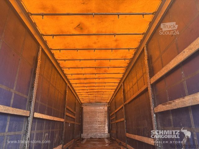Öppen semitrailer med kapell Schmitz Cargobull Semitrailer Curtainsider Mega