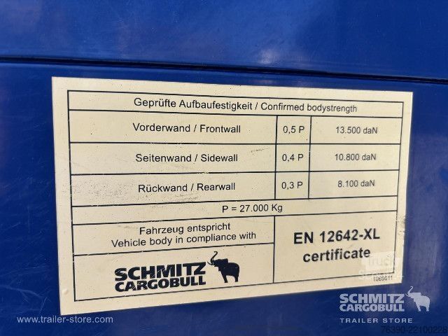 Öppen semitrailer med kapell Schmitz Cargobull Semitrailer Curtainsider Mega