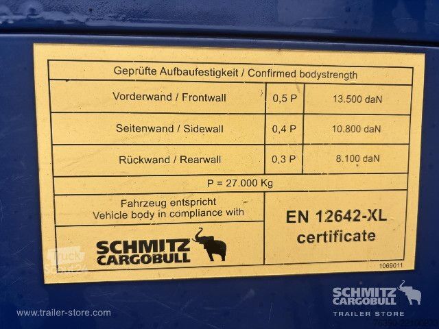 Öppen semitrailer med kapell Schmitz Cargobull Semitrailer Curtainsider Mega