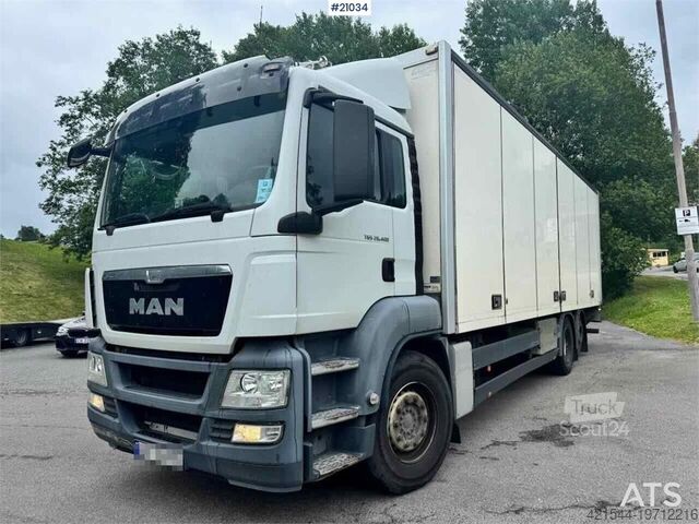 Valise MAN TGS 26.400 6x2 Box truck w/ Full side opening. WAT