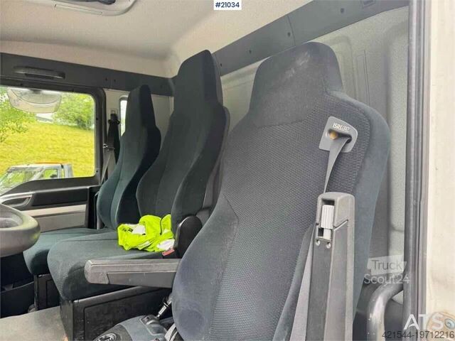 Valise MAN TGS 26.400 6x2 Box truck w/ Full side opening. WAT