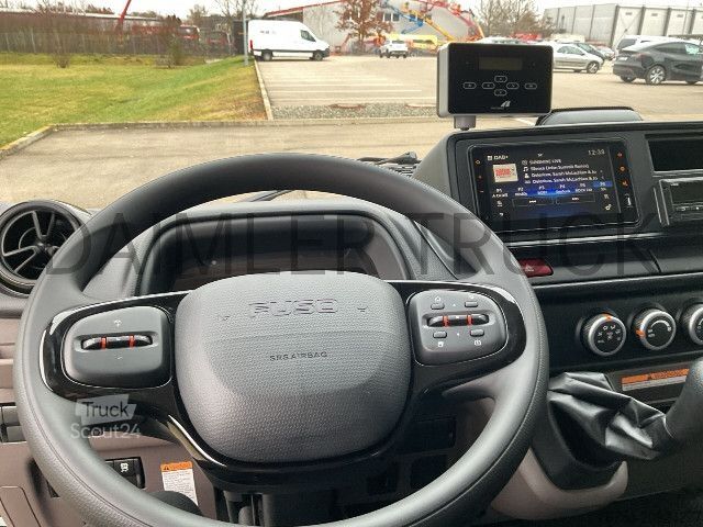 Furgón volquete trilateral FUSO Mitsubishi Canter 7C15 4x2 Kipper AHK KlimaA LED