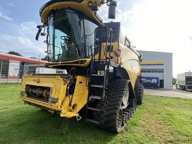 Kombajn sklízecí New Holland CR 9.90