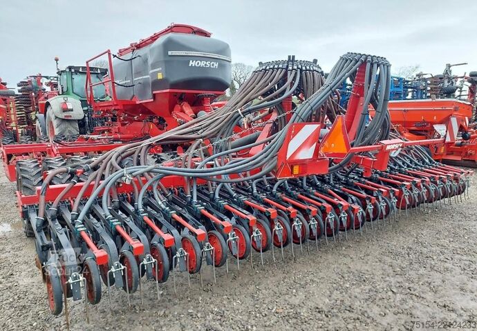 Grade combinada Horsch Focus 6 TD mit DuoDrill