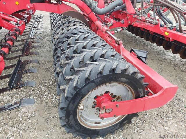 Grade combinada Horsch Focus 6 TD mit DuoDrill