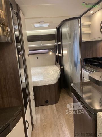 Lakókocsi HOBBY Prestige 560 FC Modell 2026