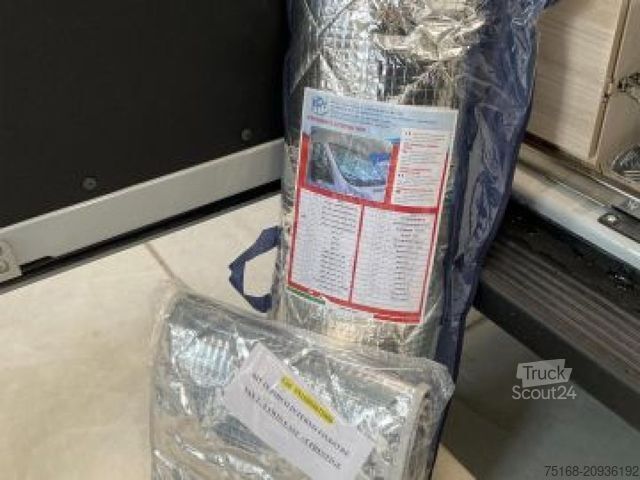 Karavan CHALLENGER Van V210 Sport Edition Solaranlage