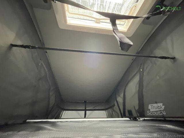 Autocaravana BÜRSTNER Lineo C 590 Aufstelldach / Automatik / 170 PS