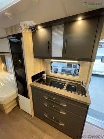 Lakókocsi HOBBY De Luxe 495 UL IC-Line 1800 kg / Mover / ETS