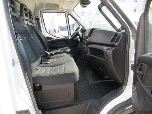 Furgons ar kasti IVECO 70C18HA8/P Hi-Matic / Klima / Tempomat