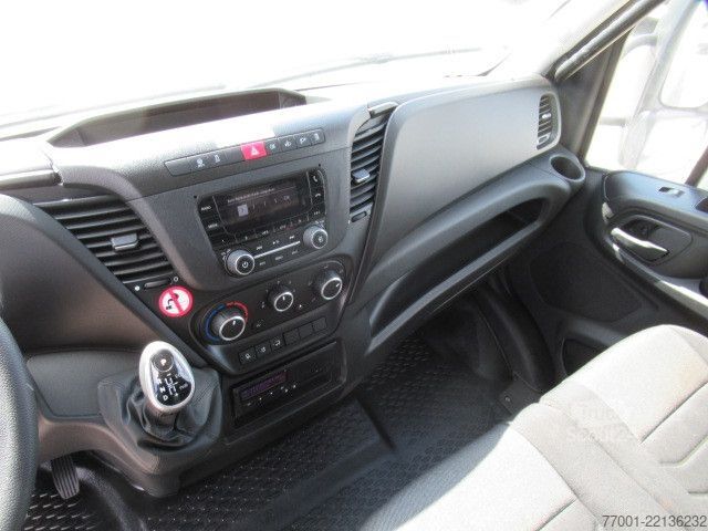 Furgons ar kasti IVECO 70C18HA8/P Hi-Matic / Klima / Tempomat