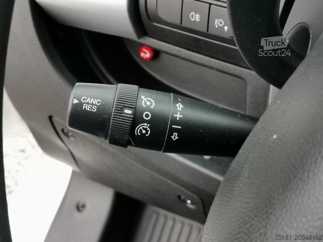 Ledusskapja furgons PEUGEOT Boxer 2.0HDI/120kw KÜHLKOFFER 8PAL/ LUFT/ LBW