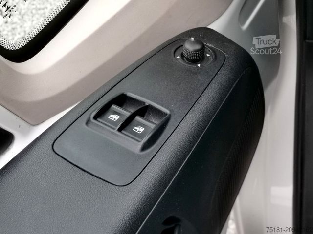 Ledusskapja furgons PEUGEOT Boxer 2.0HDI/120kw KÜHLKOFFER 8PAL/ LUFT/ LBW