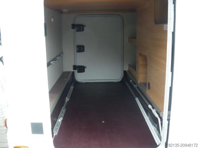 Daļēji integrēta kemperis ORANGECAMP /Knaus T 740 EB -TV-SAT-NAVI-MARKISE-HUBBETT