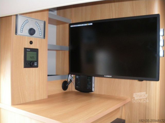 Daļēji integrēta kemperis ORANGECAMP /Knaus T 740 EB -TV-SAT-NAVI-MARKISE-HUBBETT