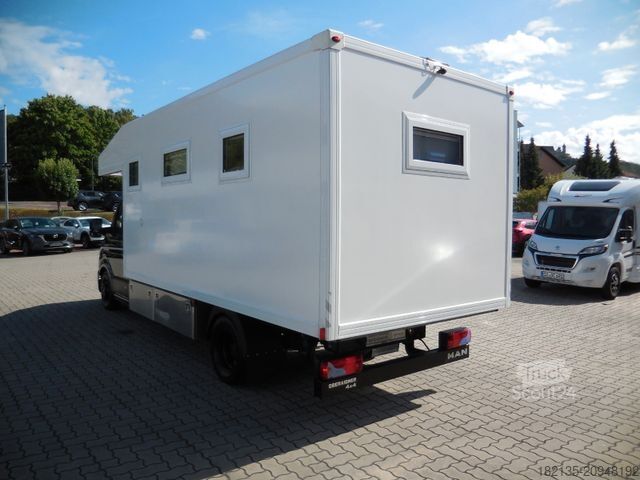 Karavan/obytný vůz  Individualausbau*Allrad*Autrak*