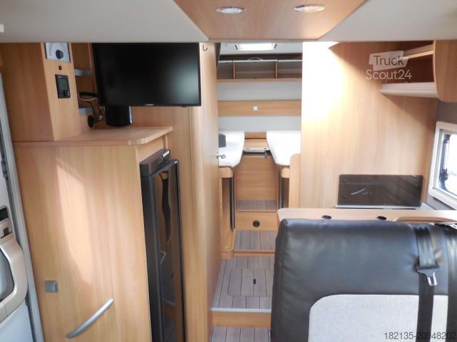 Daļēji integrēta kemperis ORANGECAMP /Knaus T 740 EB-AUTO-SOLAR-NAVI-TV--MARKISE-RADI