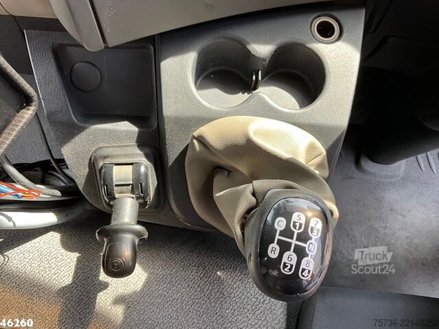 Cestný zametací stroj Renault Midlum Faun VIAJET 6 R/L H Just 55.101 km!