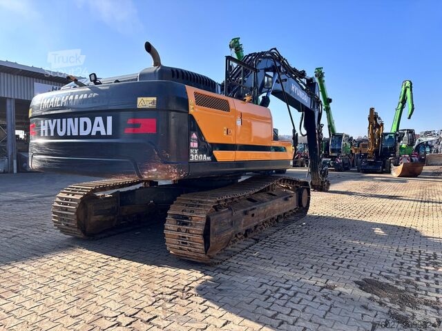 Pelle sur chenilles Hyundai HX300ANL