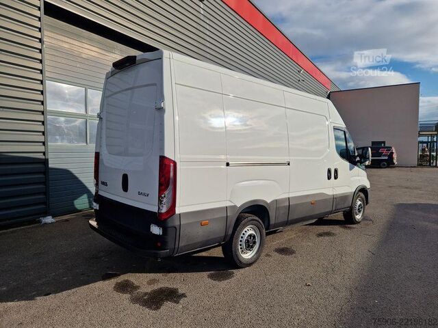 Fourgon Iveco Daily